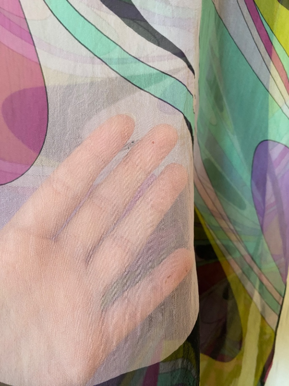 Pucci sheer silk shawl / sarong - Picture 5 of 6